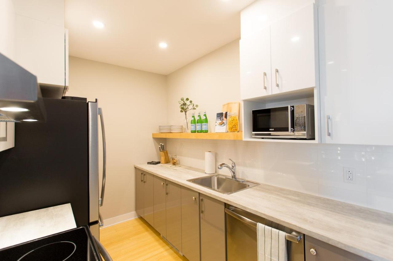 Trendy Little Italy 3 Bedroom Condo By Den Stays Montreal Luaran gambar