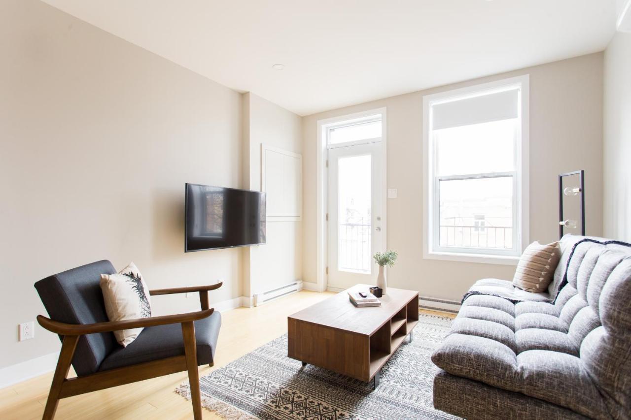 Trendy Little Italy 3 Bedroom Condo By Den Stays Montreal Luaran gambar