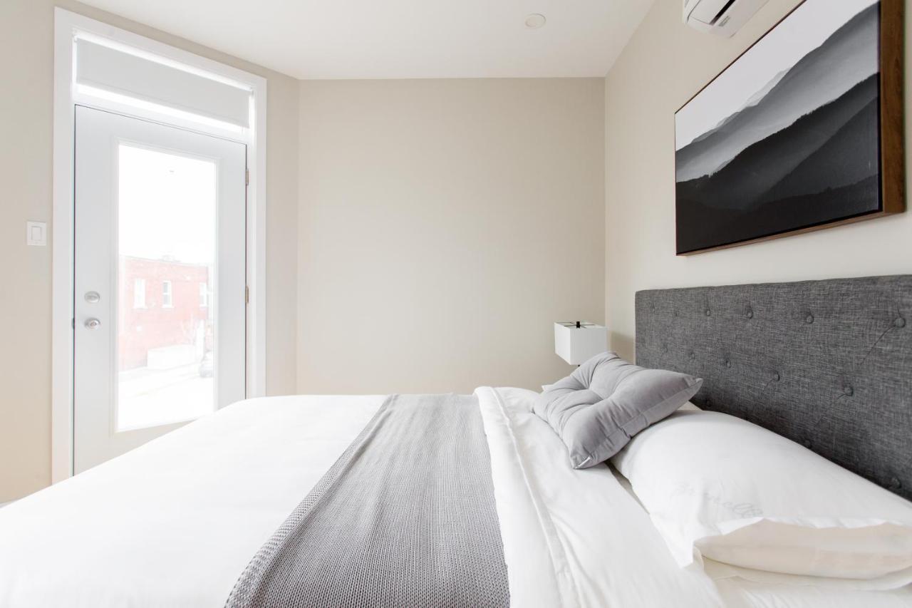 Trendy Little Italy 3 Bedroom Condo By Den Stays Montreal Luaran gambar