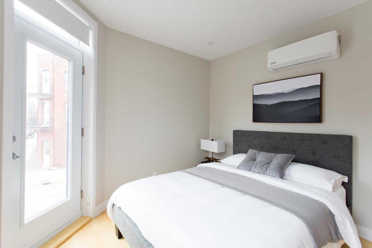 Trendy Little Italy 3 Bedroom Condo By Den Stays Montreal Luaran gambar