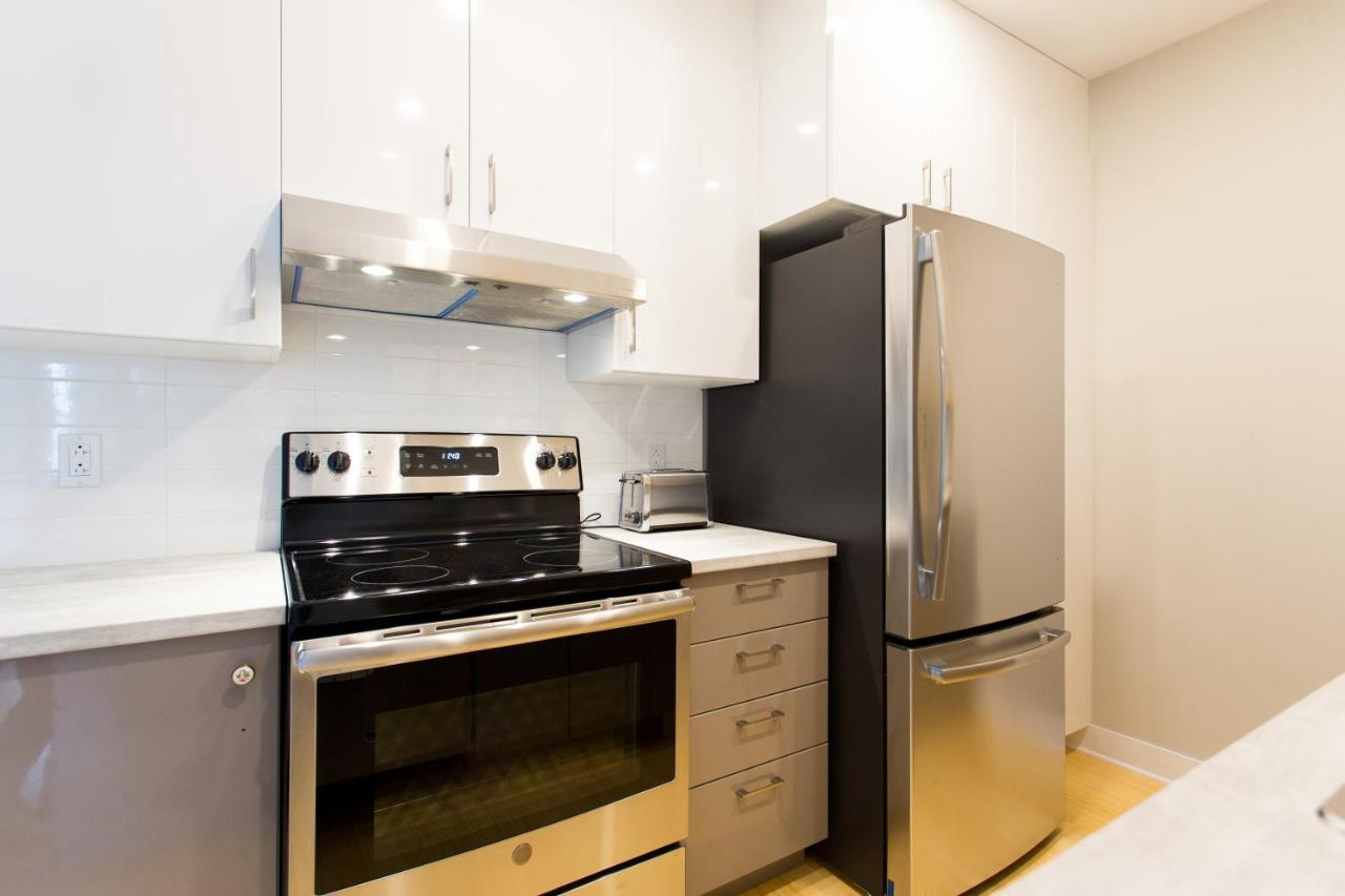 Trendy Little Italy 3 Bedroom Condo By Den Stays Montreal Luaran gambar